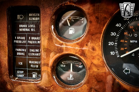 1986 Rolls Royce Corniche image 94