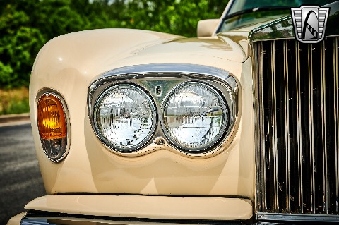 1986 Rolls Royce Corniche image 43