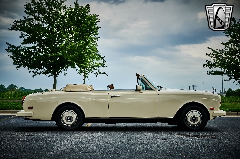 1986 Rolls Royce Corniche image 19