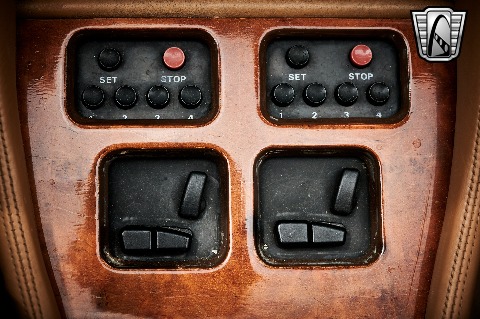 1986 Rolls Royce Corniche image 101