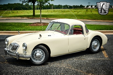 1961 MG MGA image 3