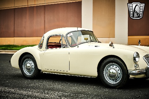 1961 MG MGA image 33