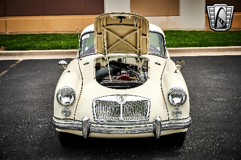 1961 MG MGA image 112