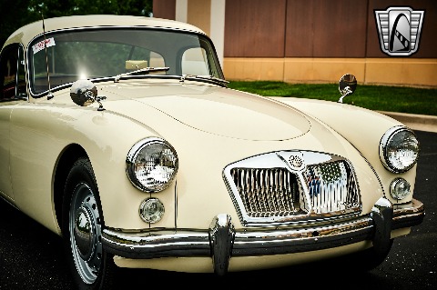 1961 MG MGA image 37