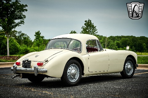1961 MG MGA image 16