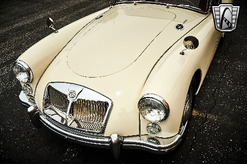 1961 MG MGA image 47