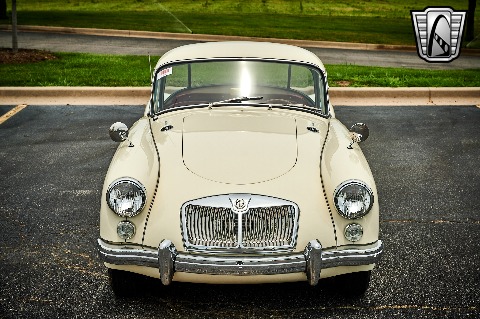 1961 MG MGA image 24