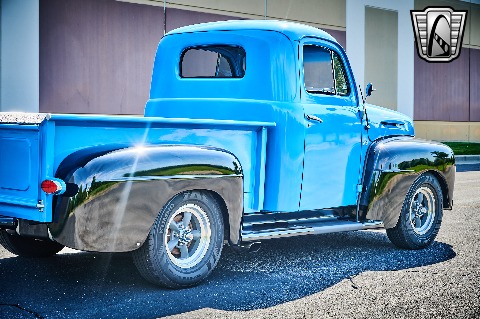 1948 Ford F1 image 36