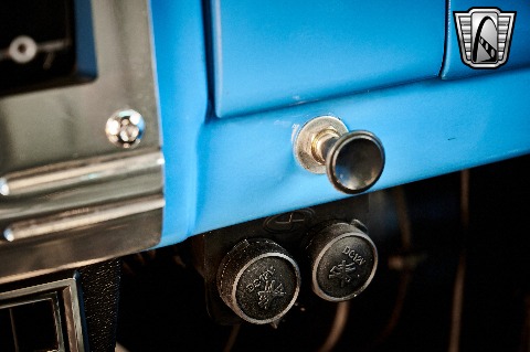 1948 Ford F1 image 91