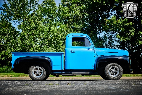 1948 Ford F1 image 20