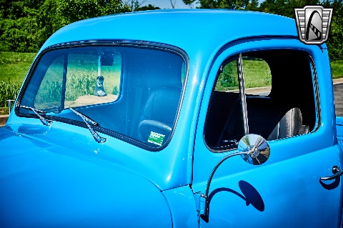 1948 Ford F1 image 46