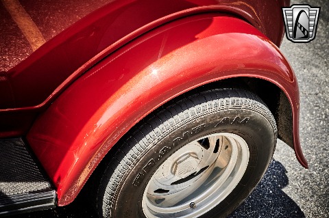 1932 Ford 5 Window image 55