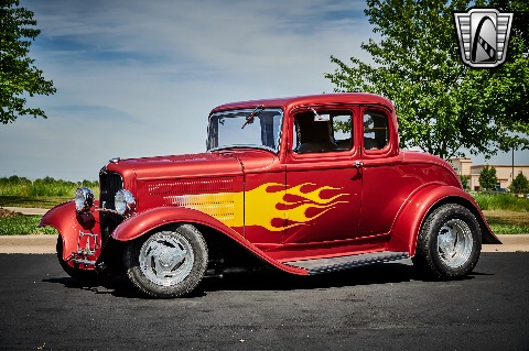 1932 Ford 5 Window image 4