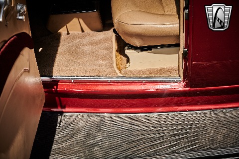 1932 Ford 5 Window image 84