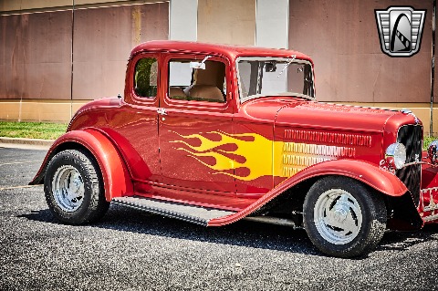 1932 Ford 5 Window image 33