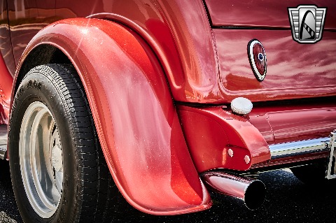 1932 Ford 5 Window image 59