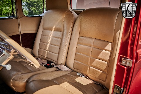 1932 Ford 5 Window image 85