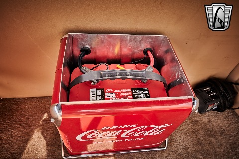 1932 Ford 5 Window image 111