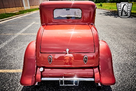 1932 Ford 5 Window image 60