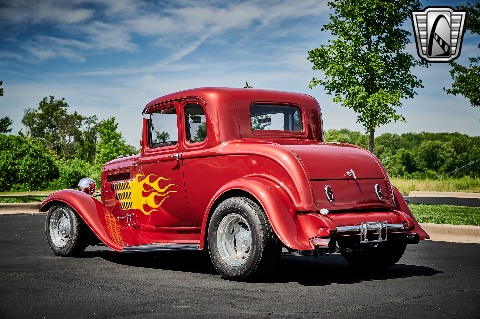 1932 Ford 5 Window image 10