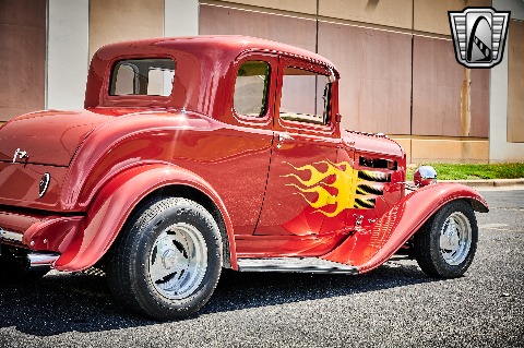 1932 Ford 5 Window image 36