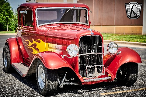 1932 Ford 5 Window image 37