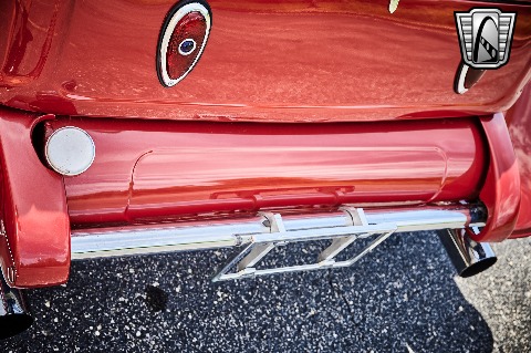 1932 Ford 5 Window image 64