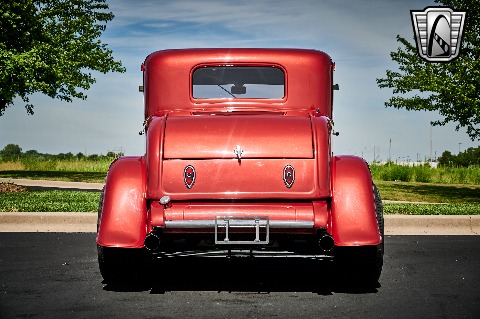 1932 Ford 5 Window image 13