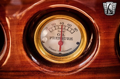 1932 Ford 5 Window image 91