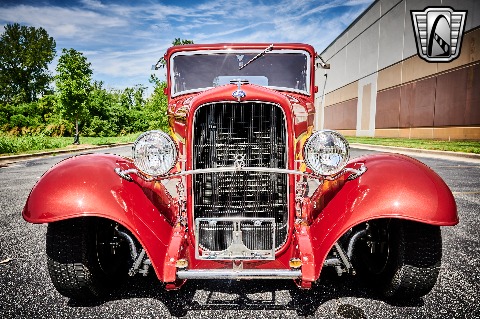 1932 Ford 5 Window image 42