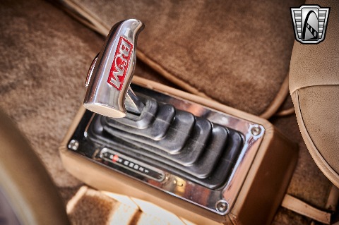 1932 Ford 5 Window image 96