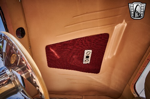 1932 Ford 5 Window image 97