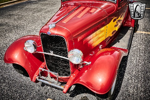 1932 Ford 5 Window image 47