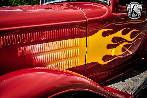 1932 Ford 5 Window image 50