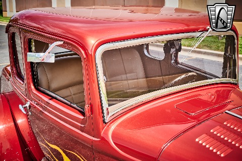 1932 Ford 5 Window image 76