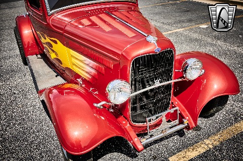 1932 Ford 5 Window image 78