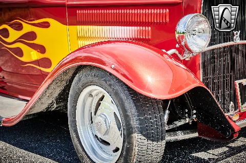 1932 Ford 5 Window image 79