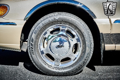 2000 Lincoln Continental image 123