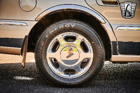 2000 Lincoln Continental image 125