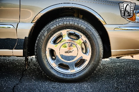 2000 Lincoln Continental image 126