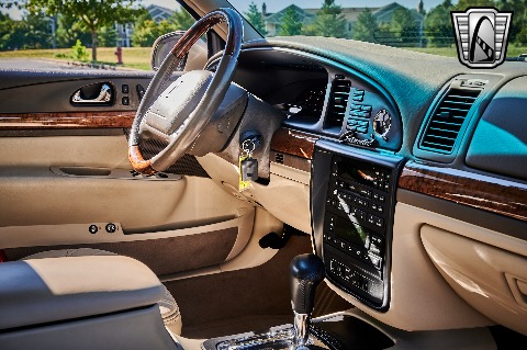 2000 Lincoln Continental image 101