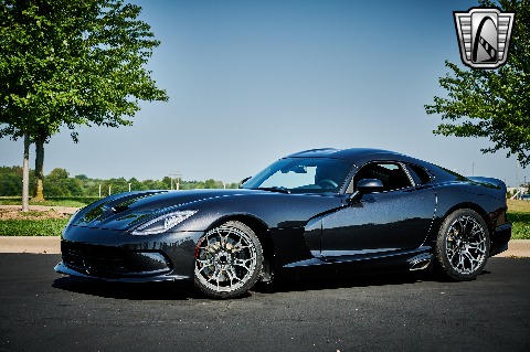 2013 Dodge Viper SRT image 3