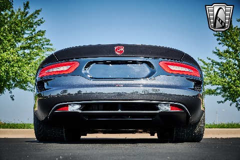 2013 Dodge Viper SRT image 13