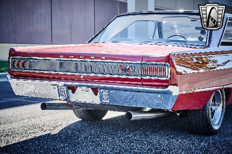 1967 Dodge Coronet image 40