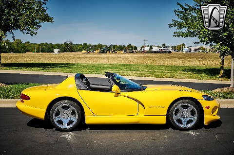 2001 Dodge Viper RT-10 image 16