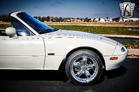 1995 Mazda Miata image 32
