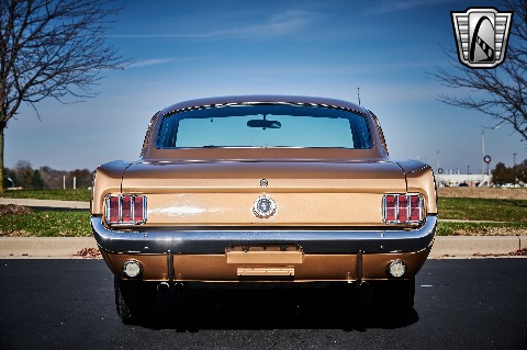 1965 Ford Mustang image 13