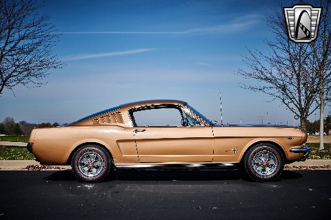 1965 Ford Mustang image 19