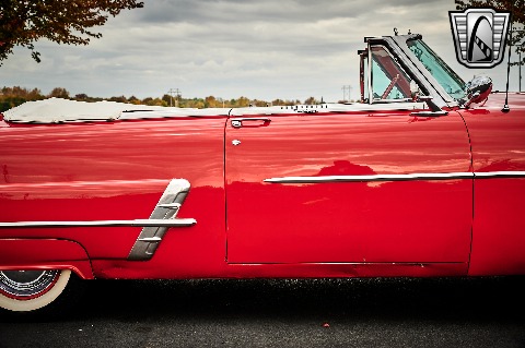 1953 Ford Crestline image 31