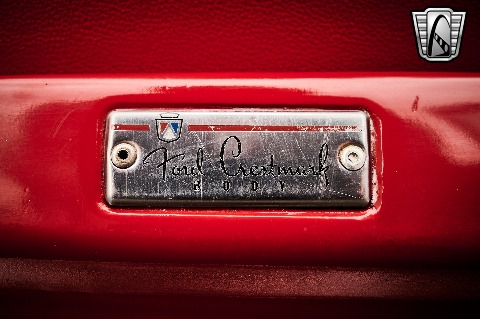 1953 Ford Crestline image 111